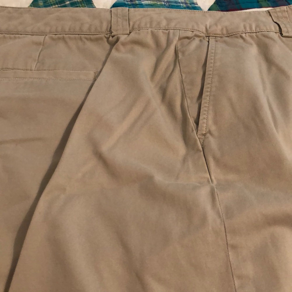 Khaki Capri pants